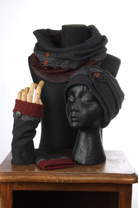 gris violet maron accesoires d'hiver Bonnet mitaines écharpes laine coton polaire boutons et dentelle chaud coloré agréable uniques ensembles 3pièces snood col gis violet 