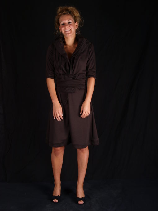 Robe maron col multiples ceinture